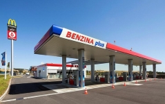 Benzina se spojila s Unipetrol RPA